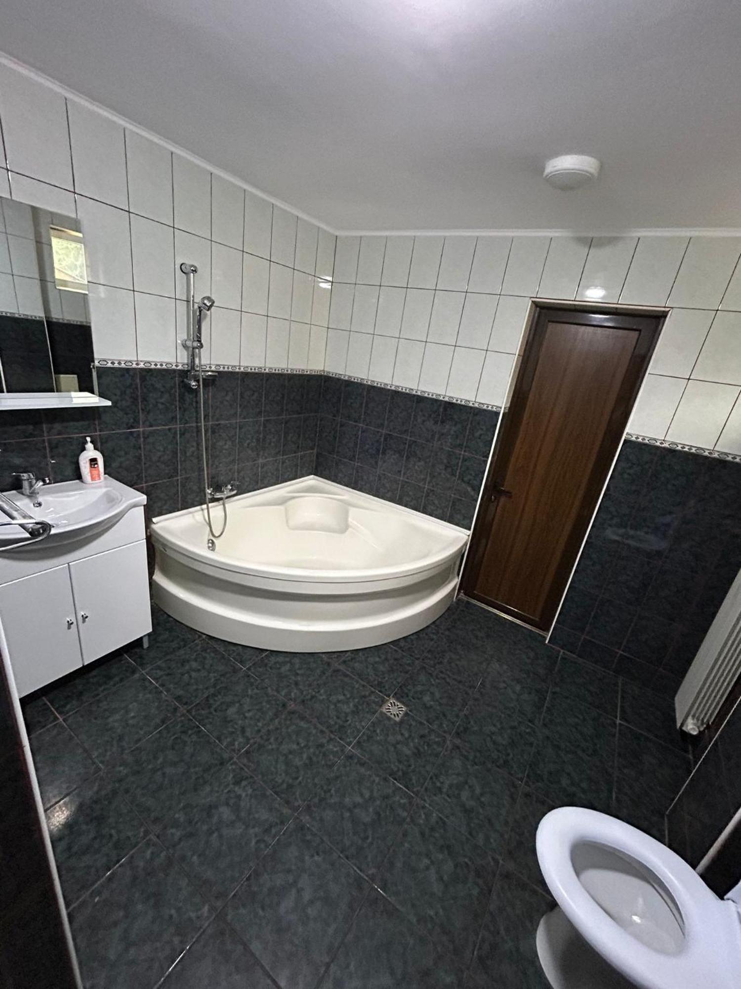 Casa Rosa Villa Băile Olăneşti Exteriör bild